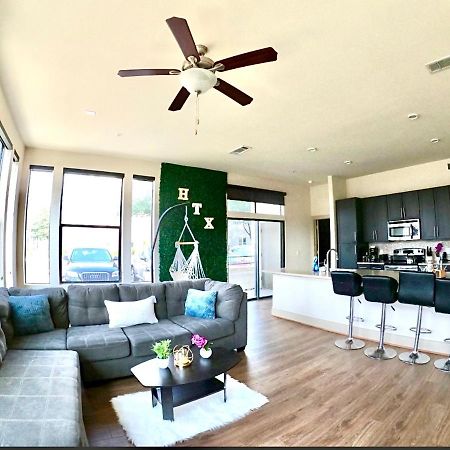5 Mins To Med Center, Comfy King Beds, Wifi,Gym,Pool Daire Houston Dış mekan fotoğraf